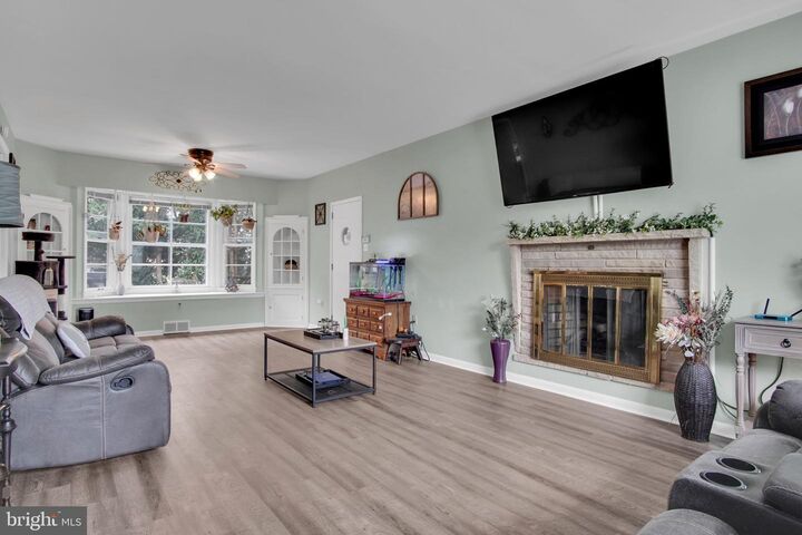 Property Photo:  362 Greendale Road  PA 17403 