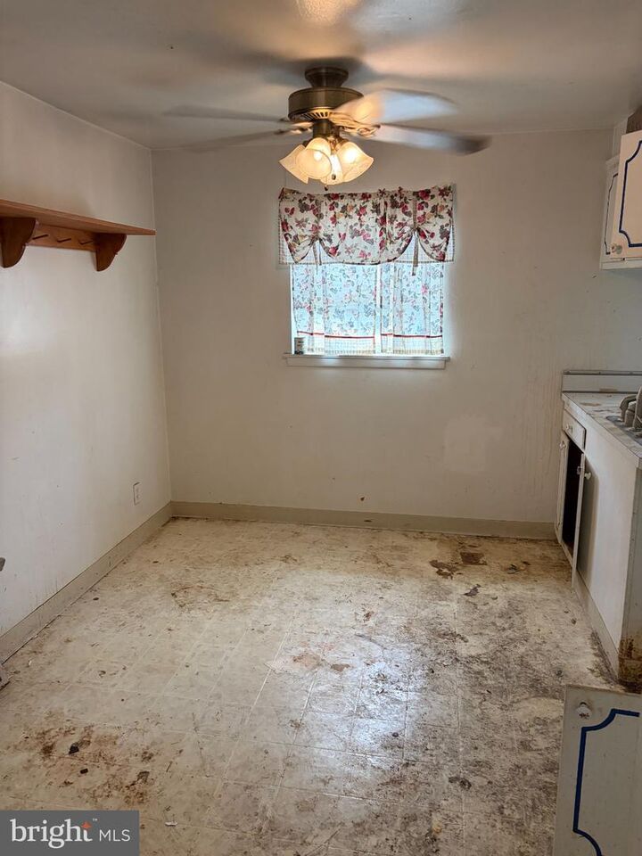 Property Photo:  727 Arnold Street  PA 19111 