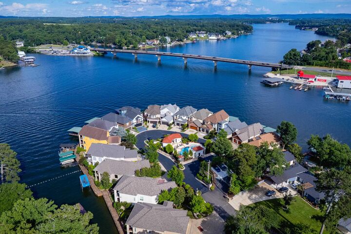 Property Photo: 329 Paradise Point AR 71913