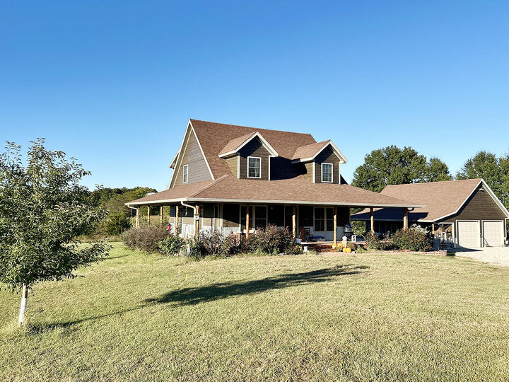 Property Photo:  1375 State Route U  MO 65230 