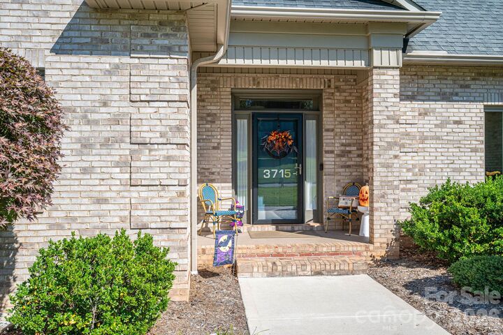 Property Photo:  3715 Foxboro Lane NE  NC 28601 