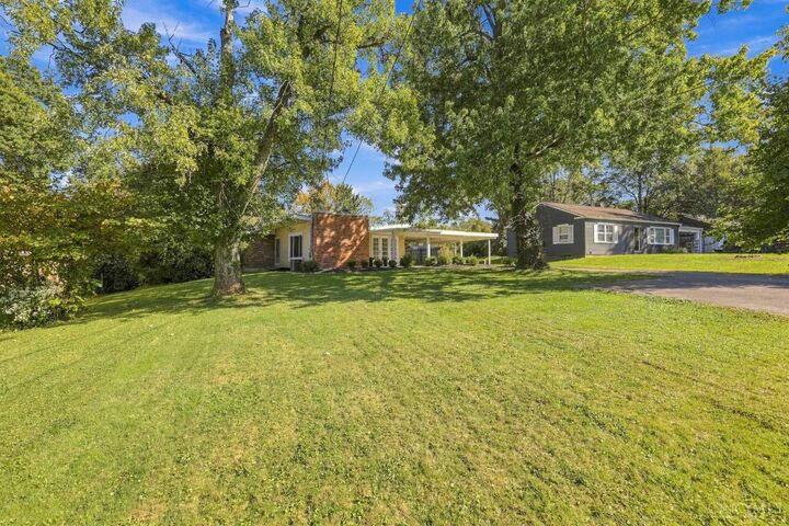 Property Photo: 7694 View Place Drive OH 45224