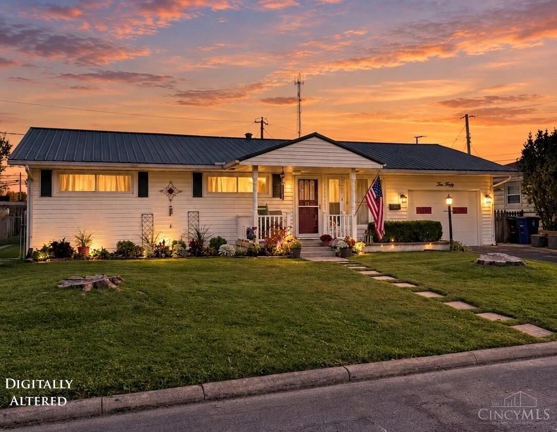 Property Photo:  1040 Columbus Street  OH 45177 
