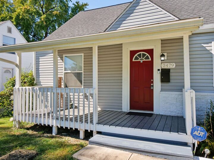 Property Photo:  2479 Renwood Place  OH 43211 