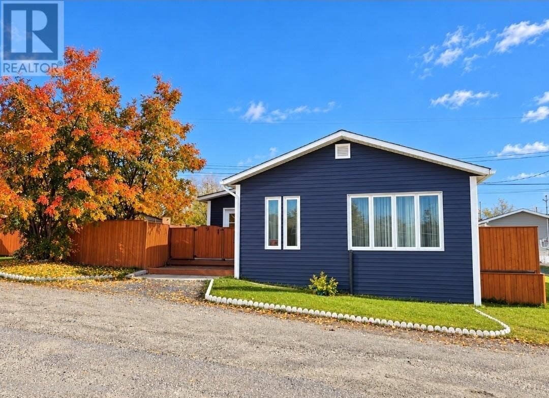 Property Photo:  5 Squires Avenue  NL A0R 1B0 