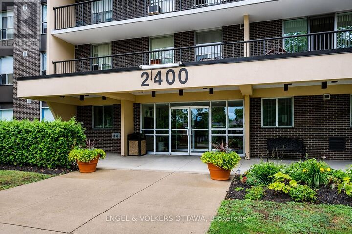 Property Photo: 2400 Virginia Drive 210 ON K1H 8L3