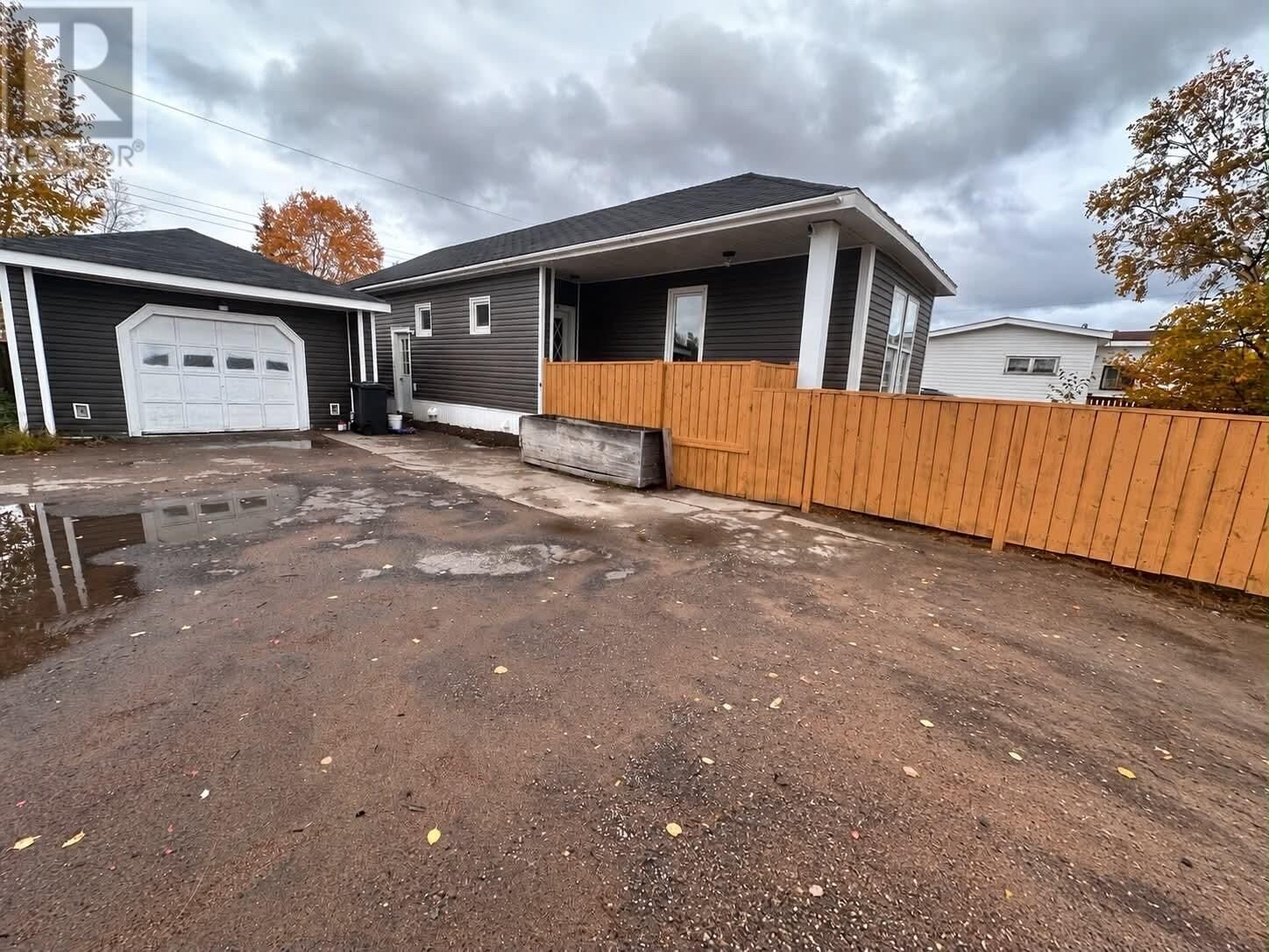 Property Photo:  84 Windsor Drive  NL A0P 1E0 