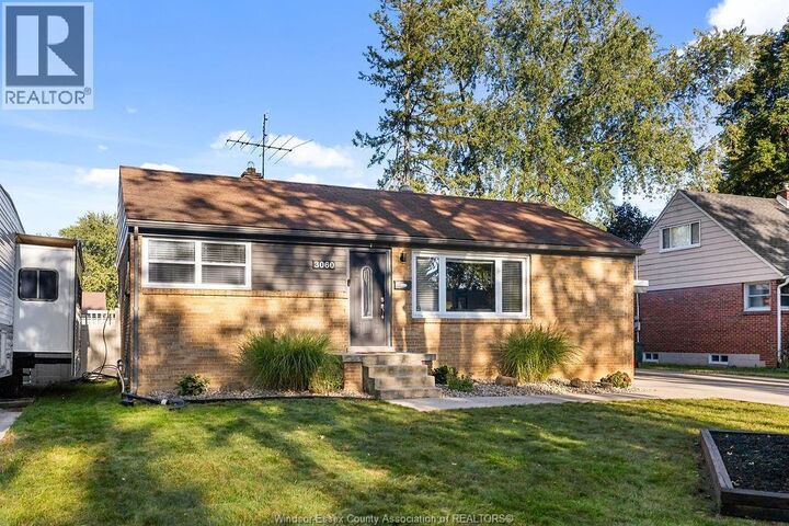 Property Photo:  3060 Dandurand Avenue  ON N9E 2E6 