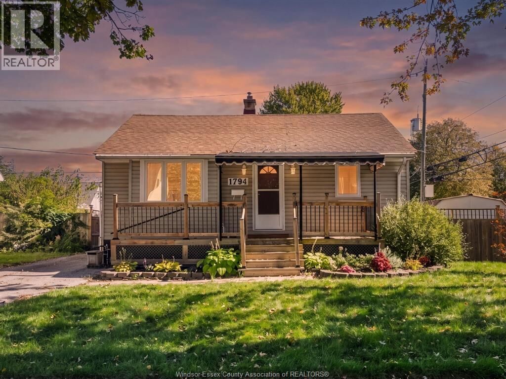 Property Photo:  1794 Ellrose Avenue  ON N8Y 3X8 
