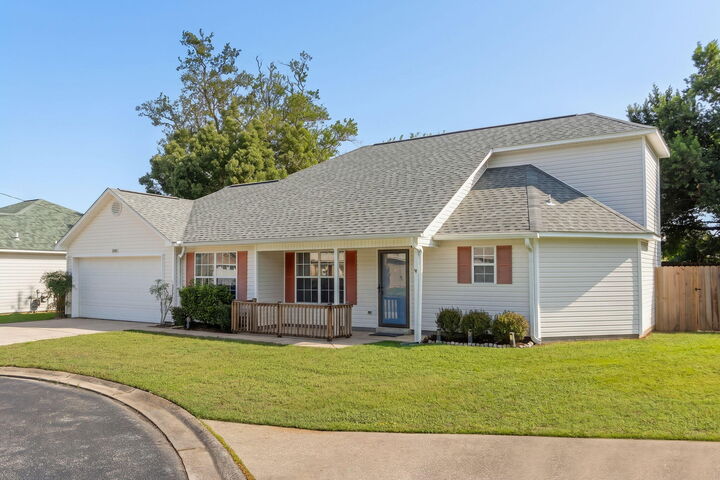 Property Photo:  950 Pacific Silver Court  FL 32547 