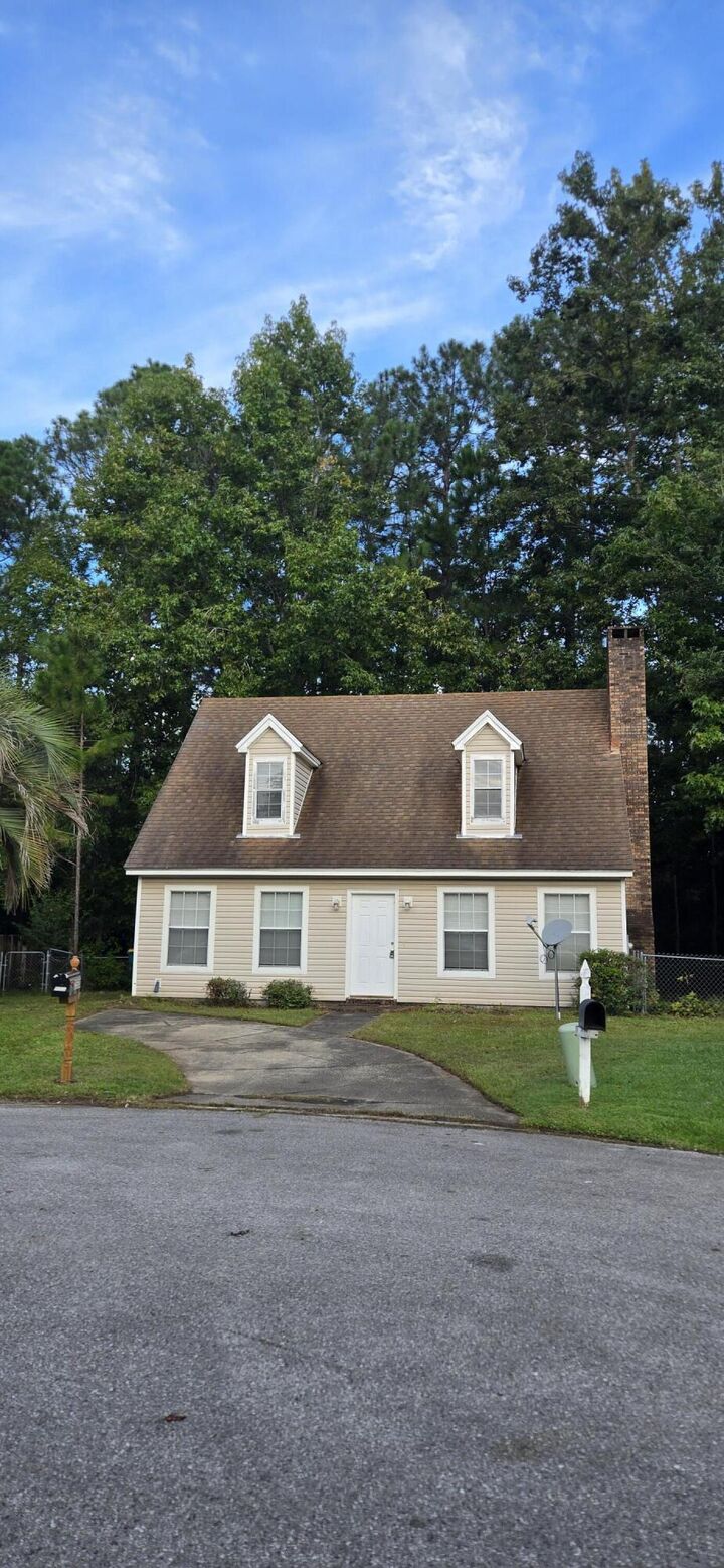 Property Photo: 2533 Georgetown Lane FL 32547