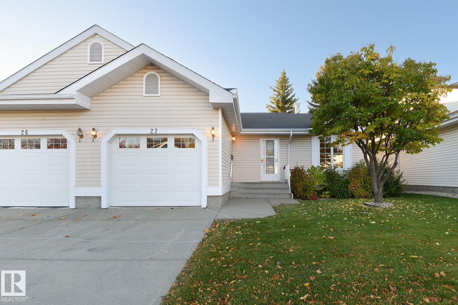 Property Photo:  13217 155 Avenue NW 27  AB T6V 1E6 