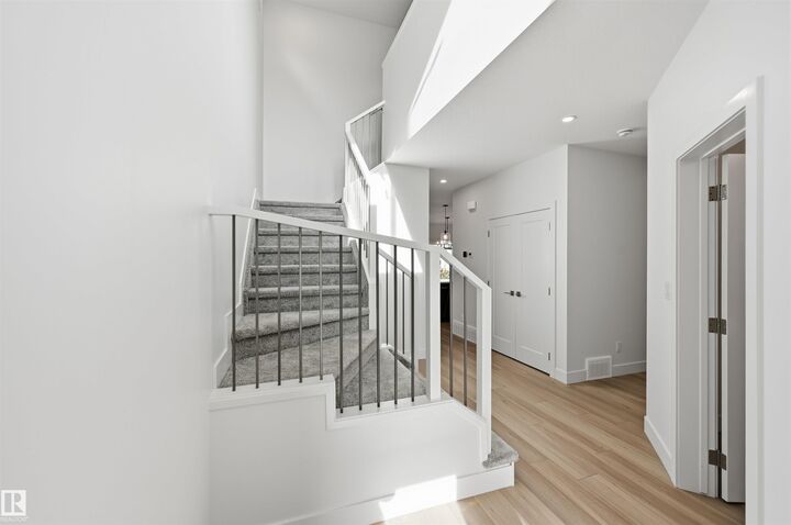 Property Photo: 3050 Dixon Landing Landing SW AB T6W 5L2