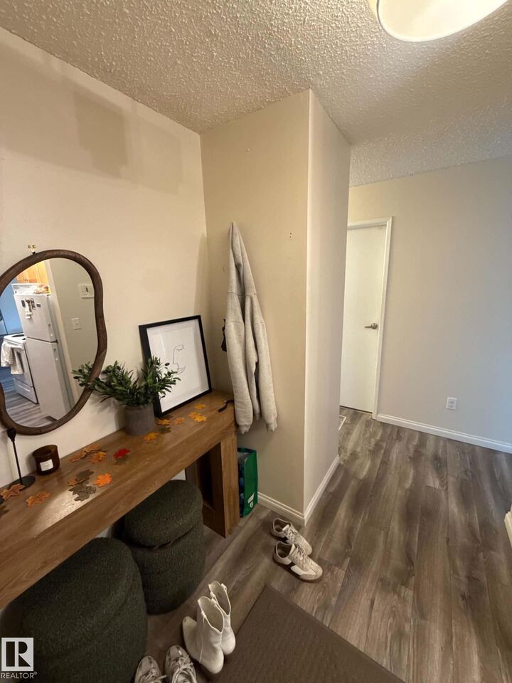 Property Photo:  51 Brown Street 302  AB T7Z 1P3 
