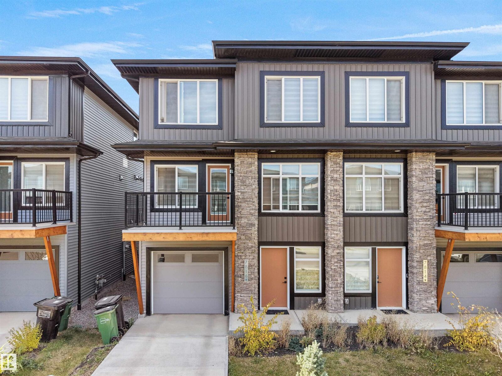 Property Photo: 7816 Kruluk Link Link SW AB T6W 4V1