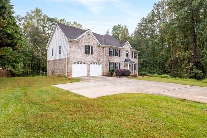 Property Photo: 6031 Burnt Hickory Trail GA 30127