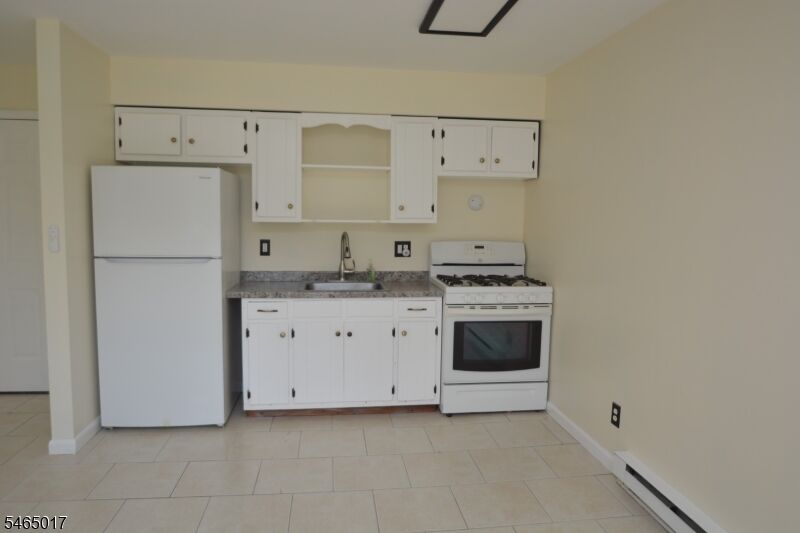Property Photo: 14 Oak Ridge Rd 2 NJ 07435