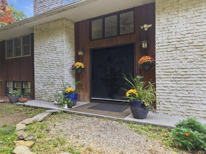 Property Photo:  822 Semmels Hill Road  PA 18235 