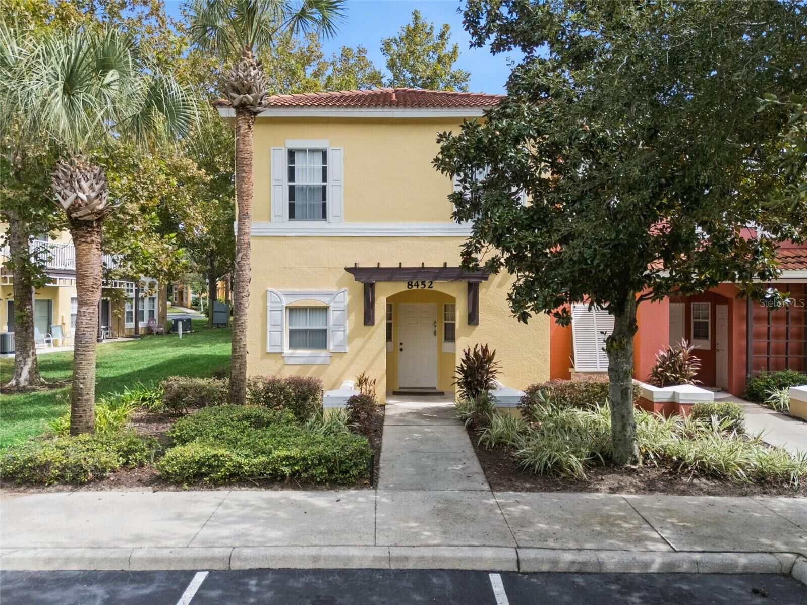 Property Photo:  8452 Crystal Cove Loop  FL 34747 