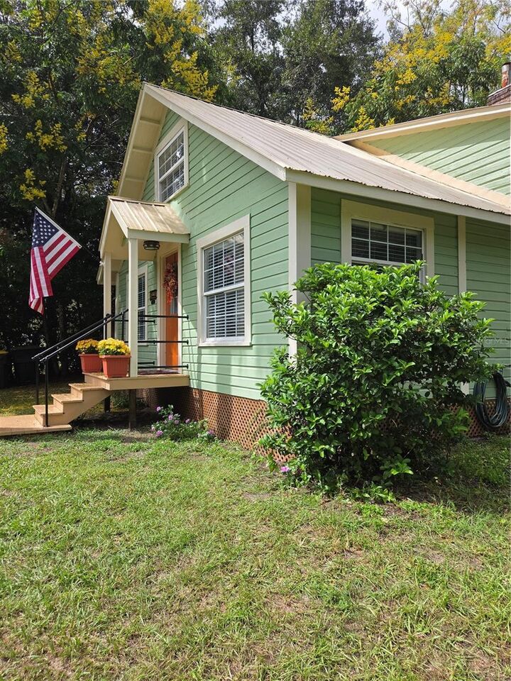 Property Photo: 449 Rose Street FL 32784