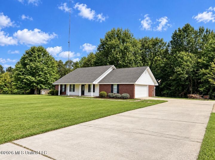 Property Photo: 657 Beaver Dam Road MS 39573