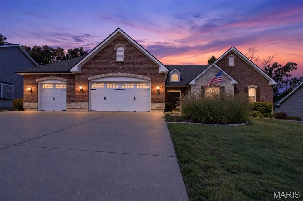 Property Photo:  223 Lone Wolf Drive  MO 63028 