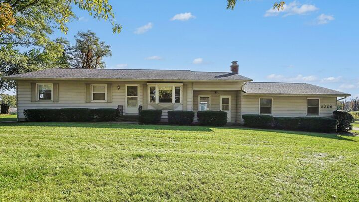 Property Photo:  8209 Smythe Road  MI 48158 