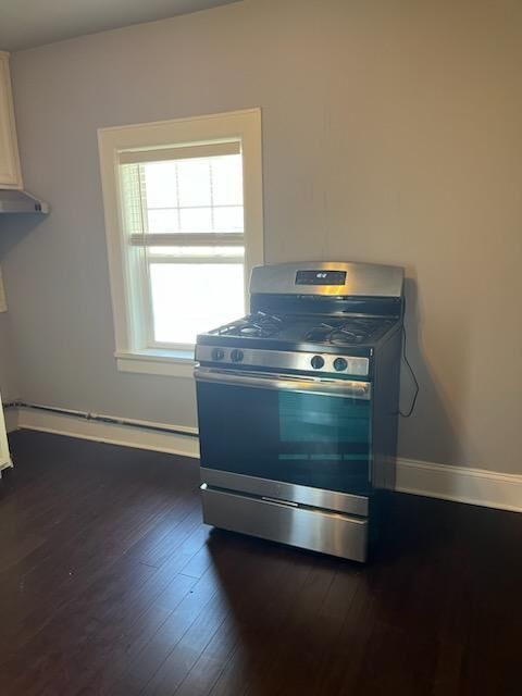 Property Photo: 311 S Wheaton Avenue B IL 60187