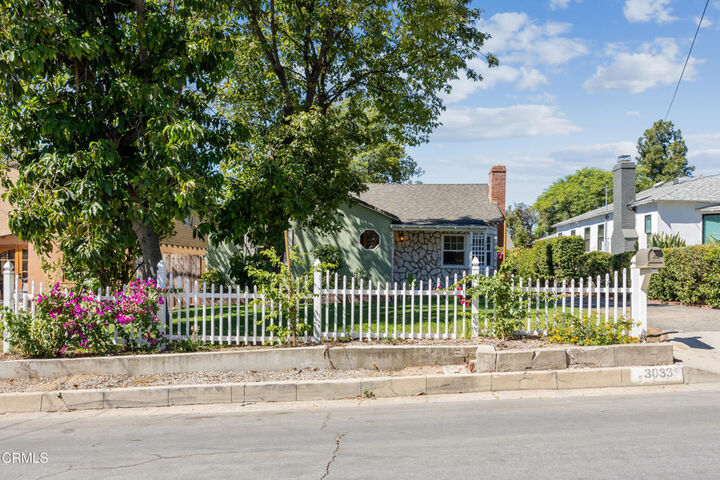 Property Photo:  3033 Glen Avenue  CA 91001 