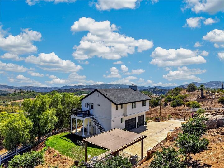 Property Photo:  42450 El Calamar  CA 92590 