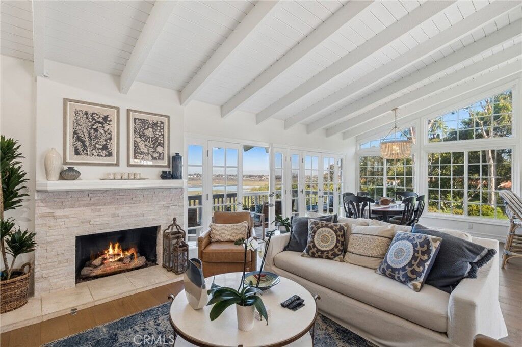 Property Photo: 424 Vista Grande CA 92660