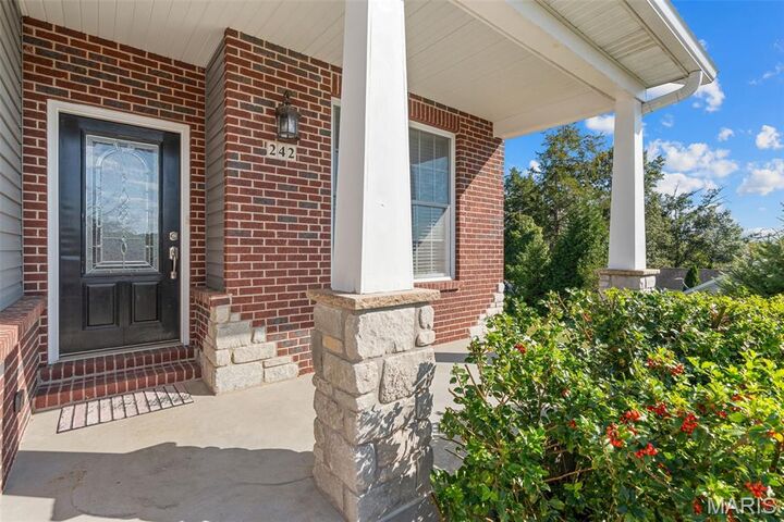 Property Photo:  242 Millstone Court  MO 63090 