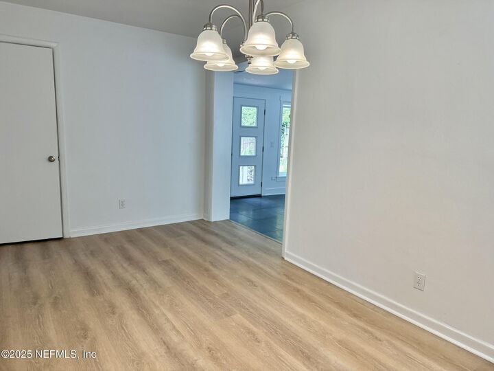 Property Photo:  3859 Via De La Reina  FL 32217 