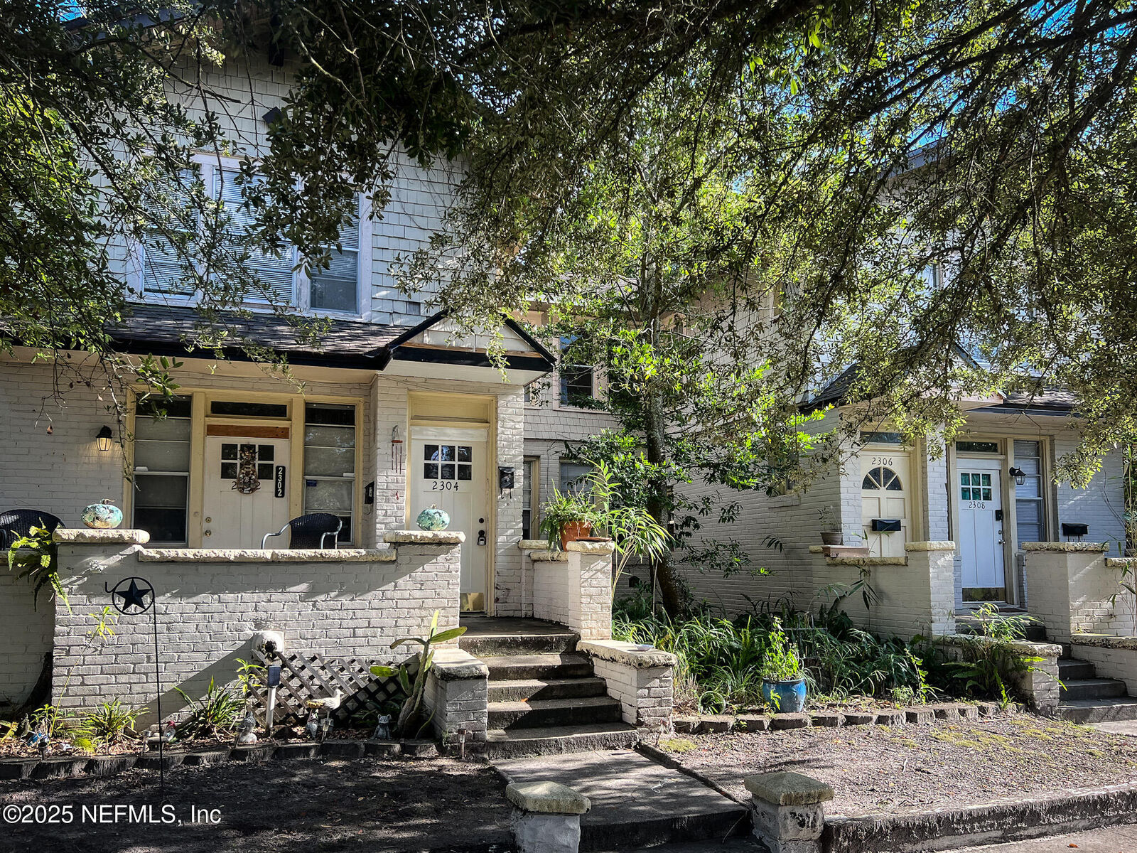 Property Photo:  2304 College Street  FL 32204 