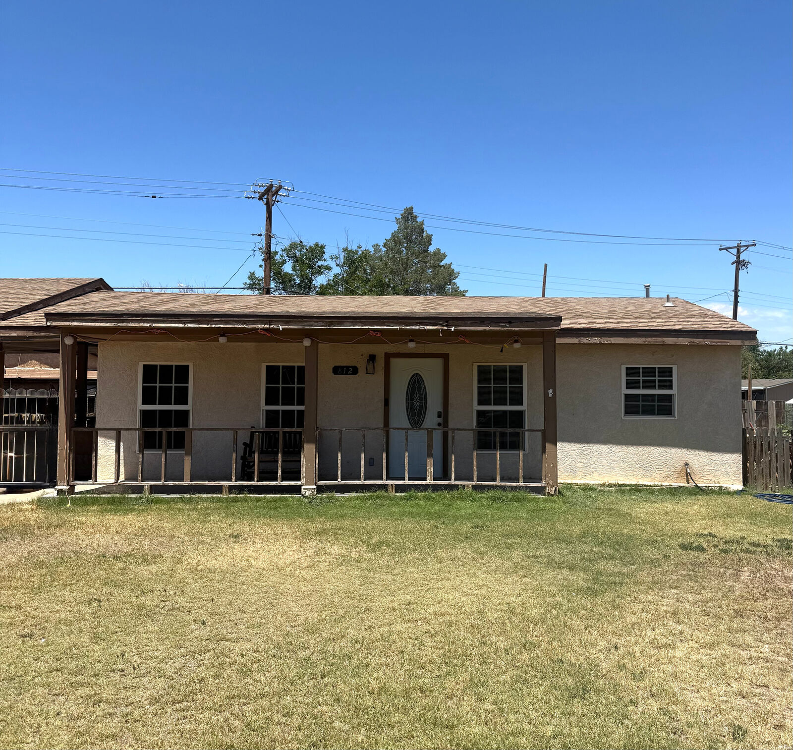 Property Photo:  812 Carper Dr  NM 88210 