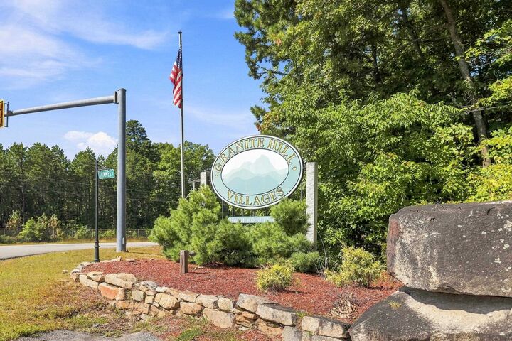 Property Photo: 1465 Hooksett Road NH 03106