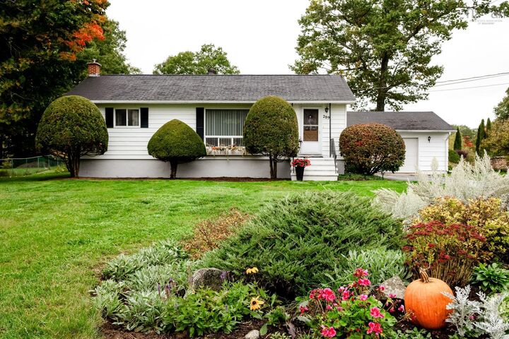 Property Photo: 289 Brookside Drive NS B0P 1R0