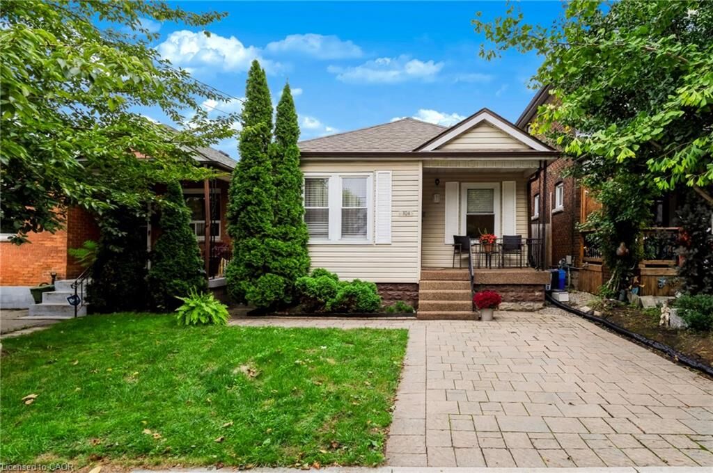 Property Photo:  104 Niagara Street  ON L8L 6A7 
