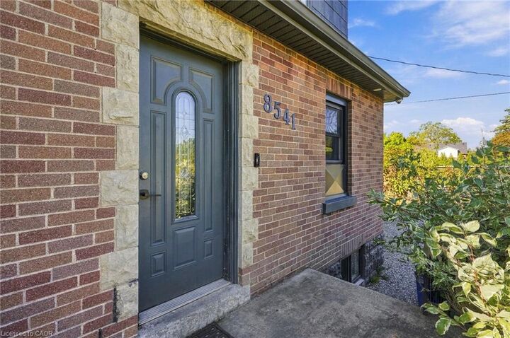 Property Photo:  8541 Airport Road  ON L0R 1W0 