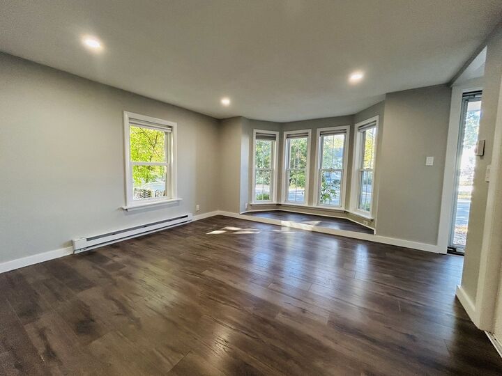Property Photo:  28-30 Groton Street 28  MA 01463 