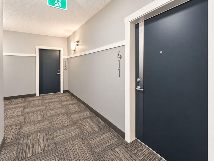 Property Photo:  40 Carrington Plaza NW 411  AB T3P 1X7 