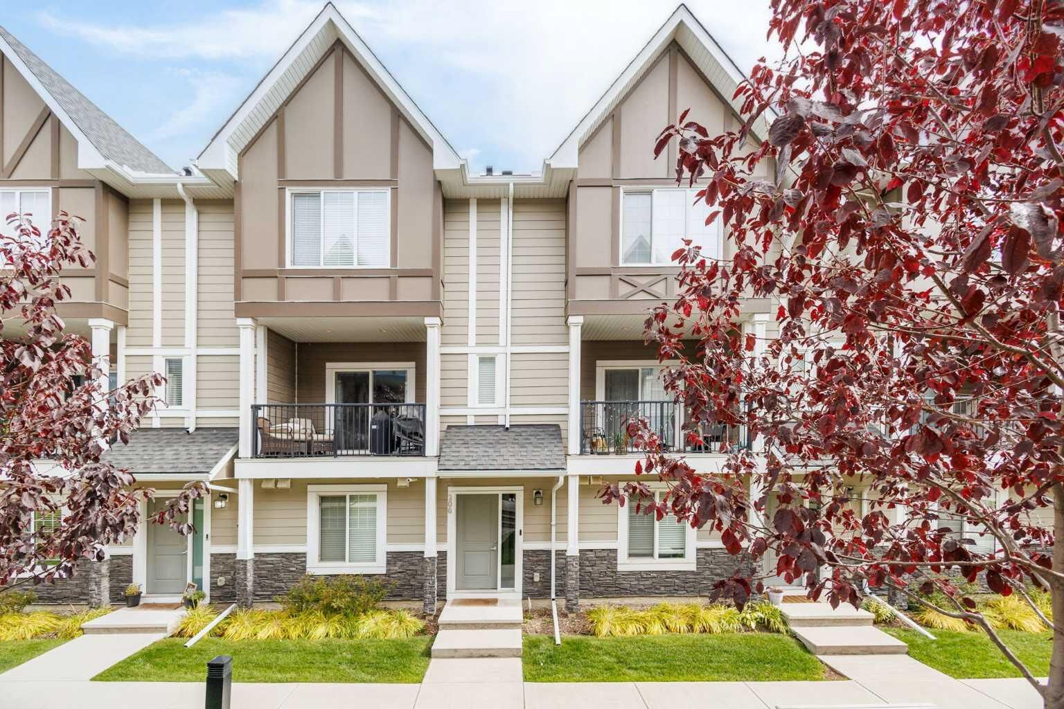 Property Photo:  206 Nolanlake Villas NW  AB T3R 0Z7 