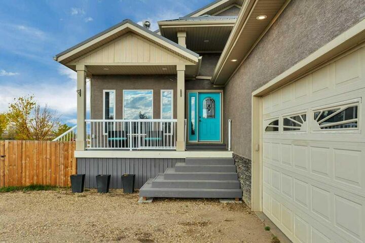 Property Photo:  40419 Range Road 10 44  AB T0C 0J0 