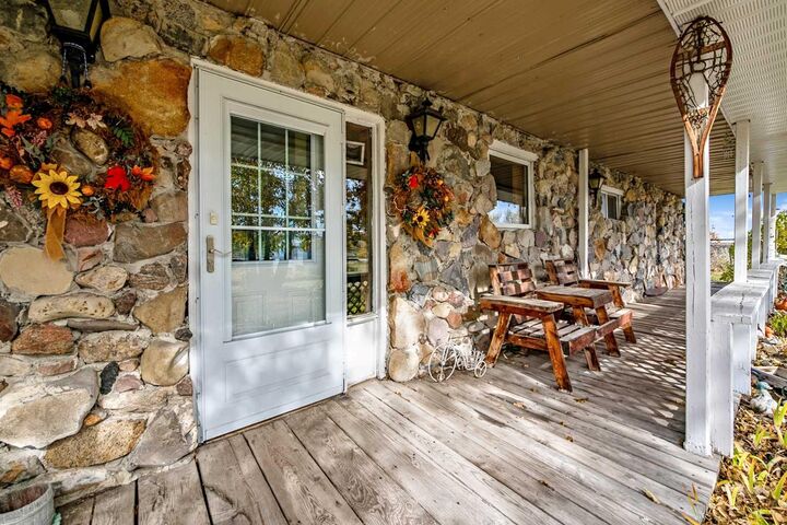 Property Photo:  64076 610 Avenue W  AB T1V 1N2 