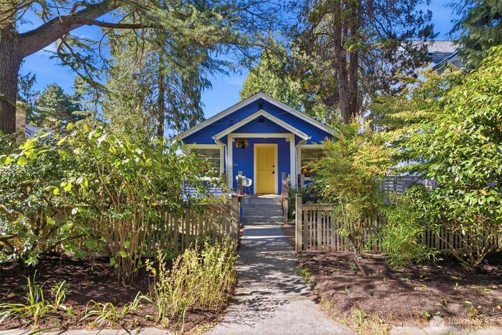 Property Photo:  9051  2nd Avenue NW  WA 98117 