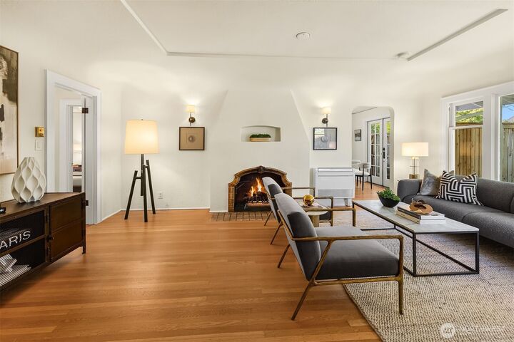 Property Photo:  1703 NE 73rd Street  WA 98115 