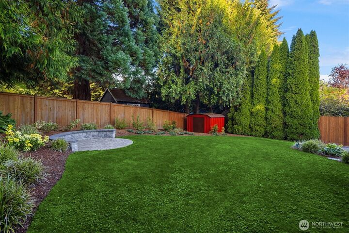 Property Photo: 3008 NE 201st Place WA 98155