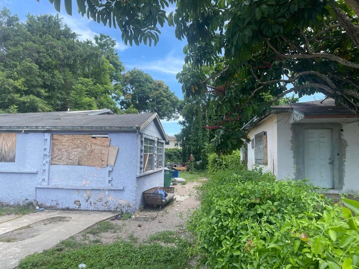 Property Photo:  2470 NW 87th Street  FL 33147 