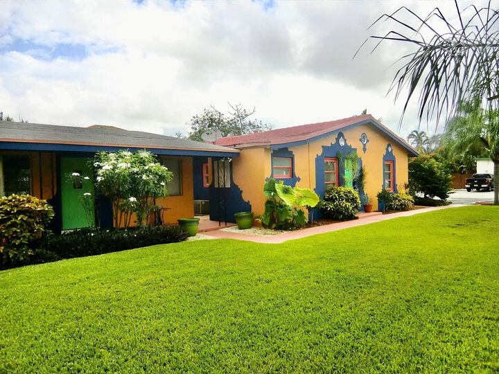Property Photo:  1101 NE 12th Avenue  FL 33304 
