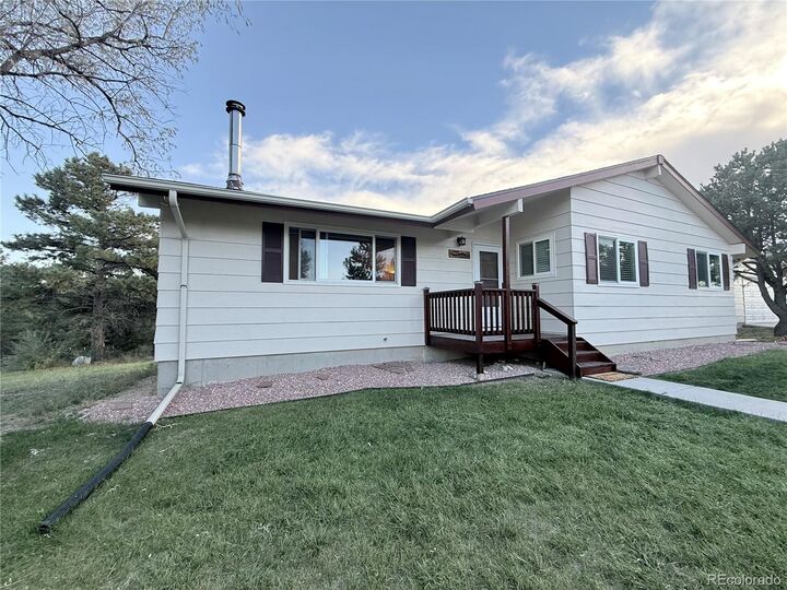 Property Photo:  1845 Buttercup Road  CO 80107 